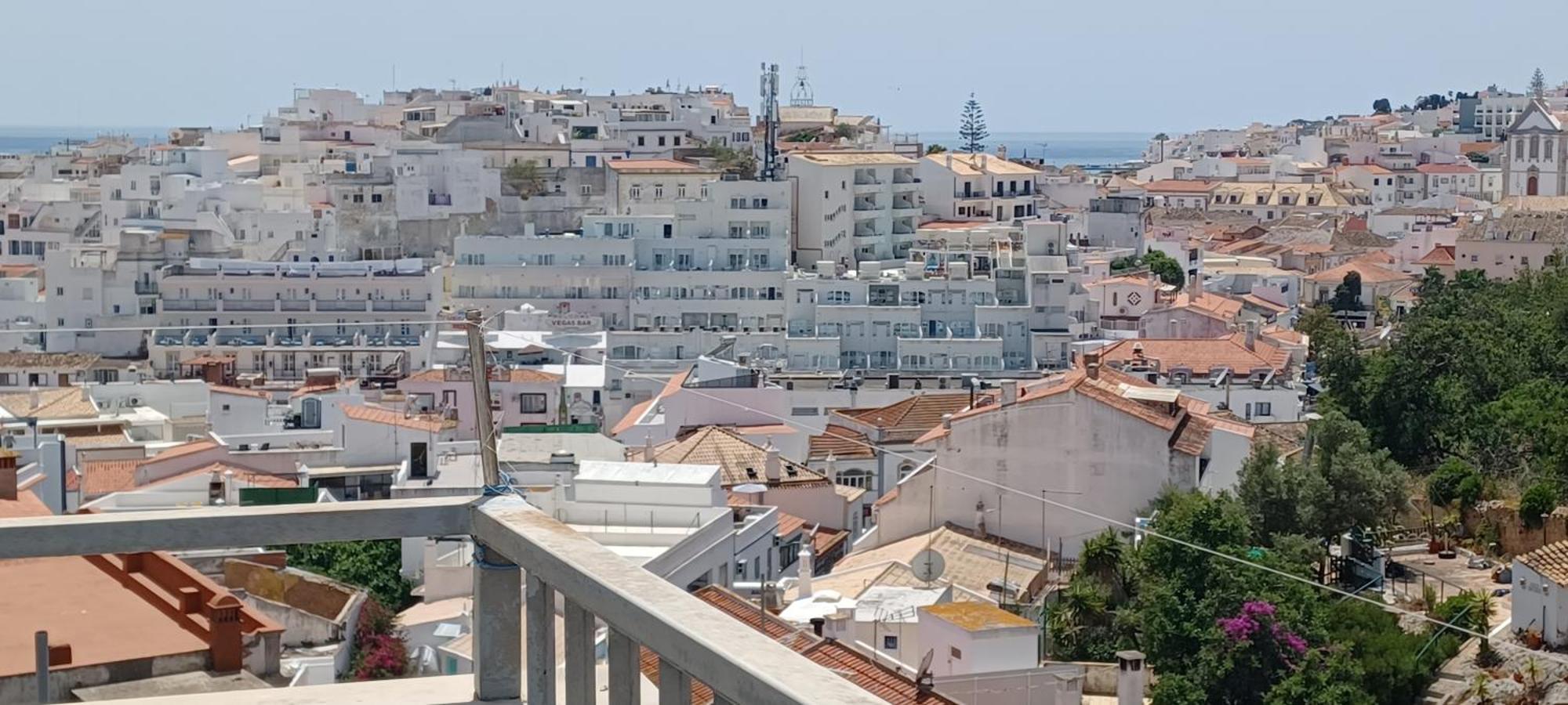 Sea And Old Town Views * Albufeira